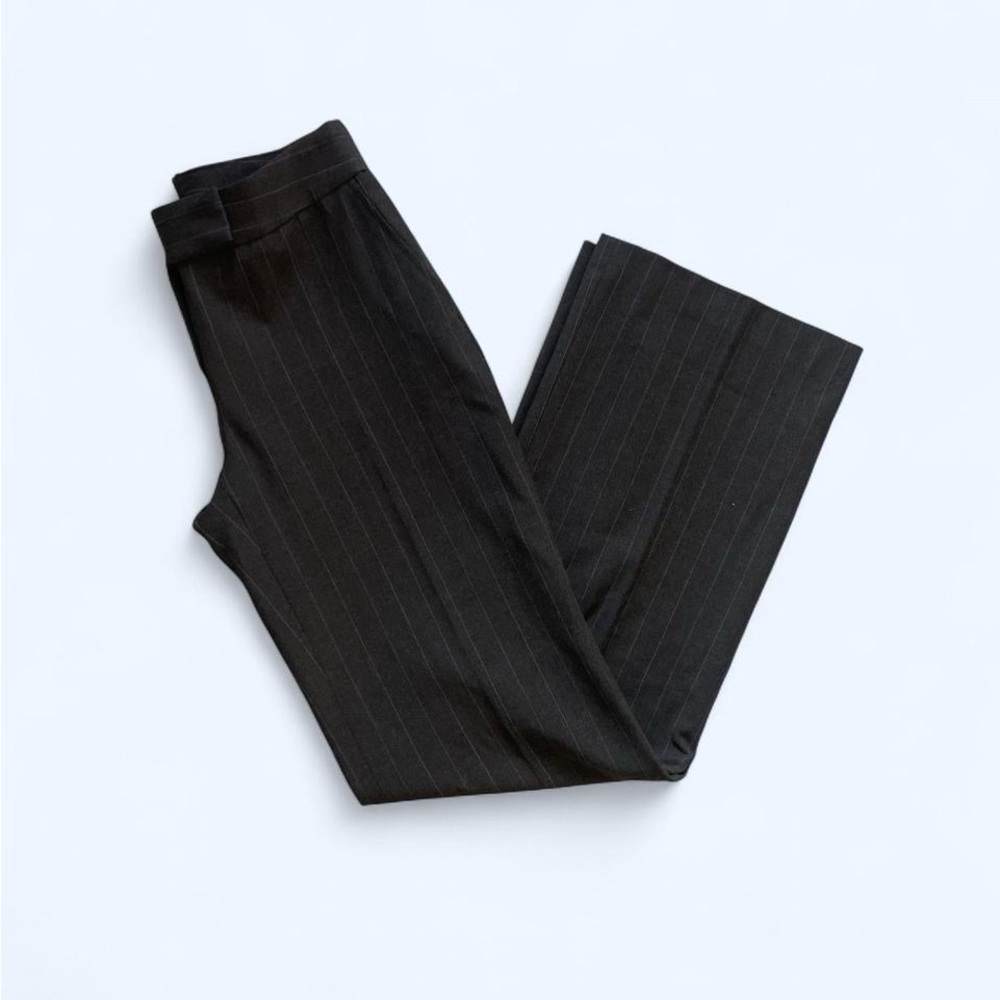 Ann Taylor grey pinstripe trousers Size 0‎